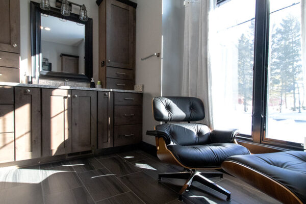 Oconomowoc Craftsman Master Bathroom